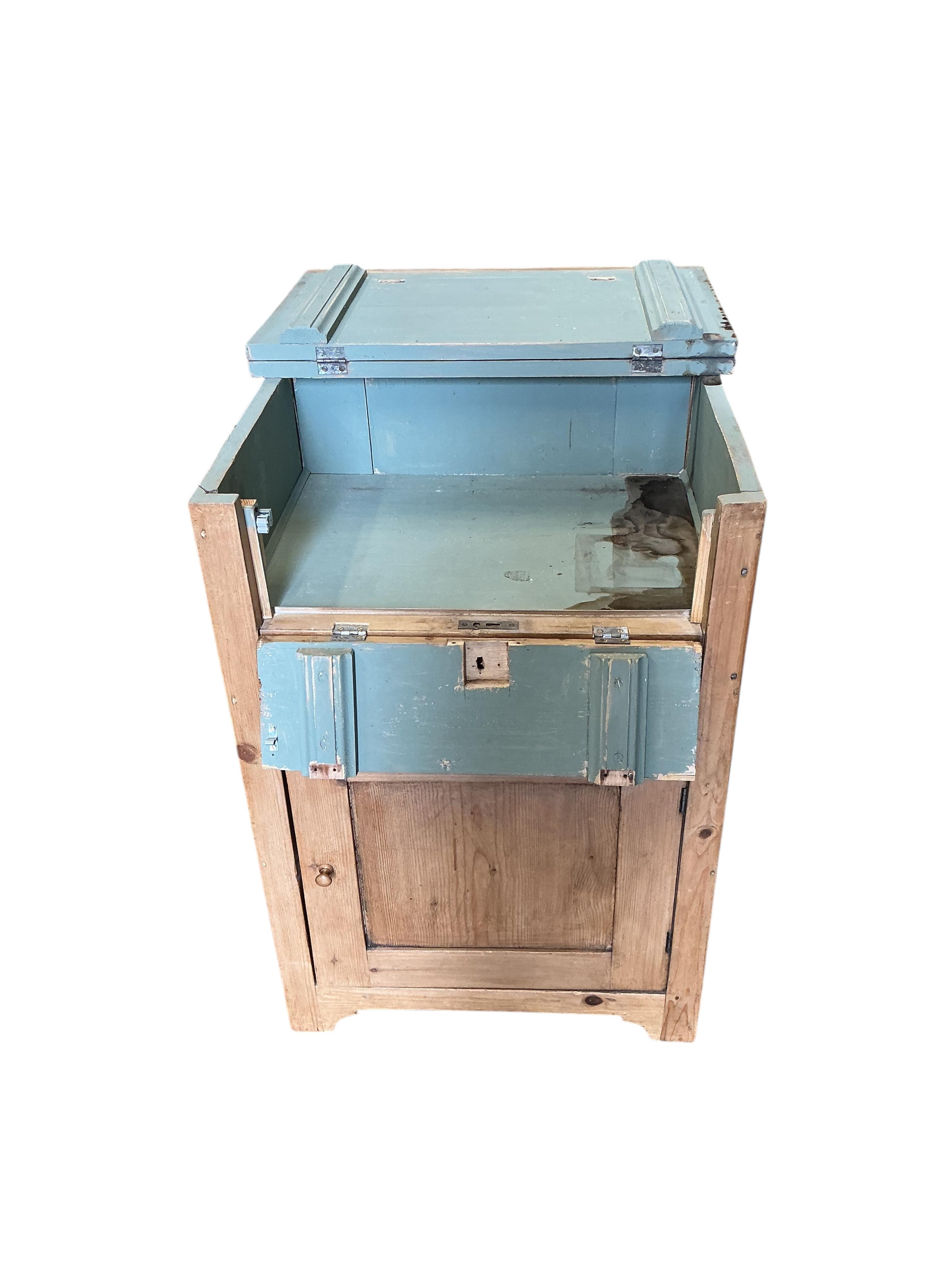 A late 19th century Continental pine washstand, width 59cm, depth 44cm, height 85cm